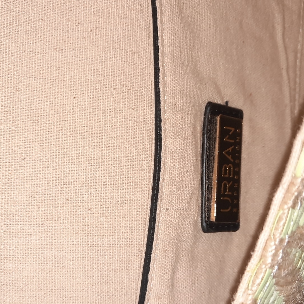 Hand bag - Picture 3 of 6
